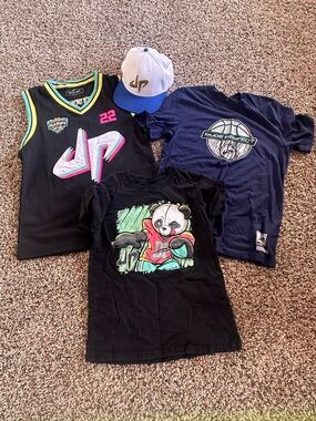 Dude Perfect Fan Pack